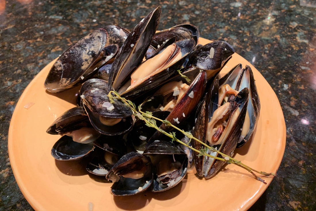Pan-Roasted Mussels with ‘Nduja