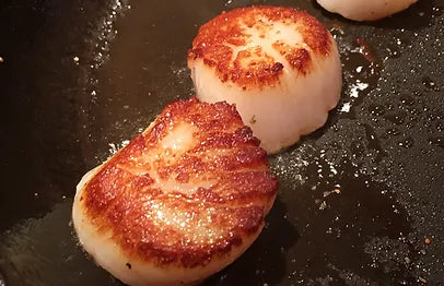 Seared Scallops with Pea Purée