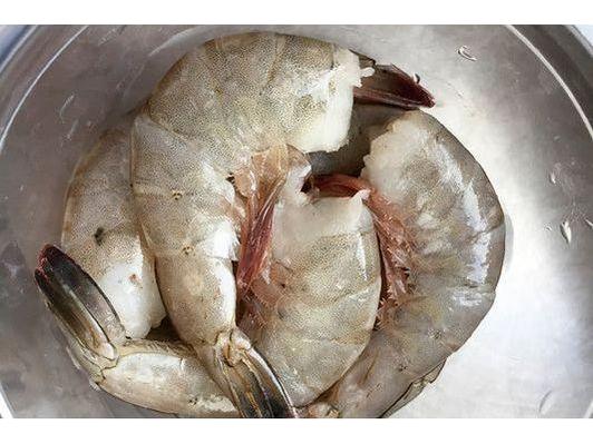 White Shrimp (Frozen, Peeled and Deveined, 16/20 per pound)